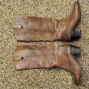 FRYE Brown Leather Boots in size 7